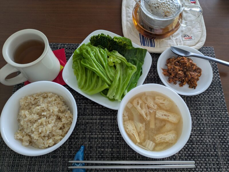 キャベツの包みごはんの昼ごはん