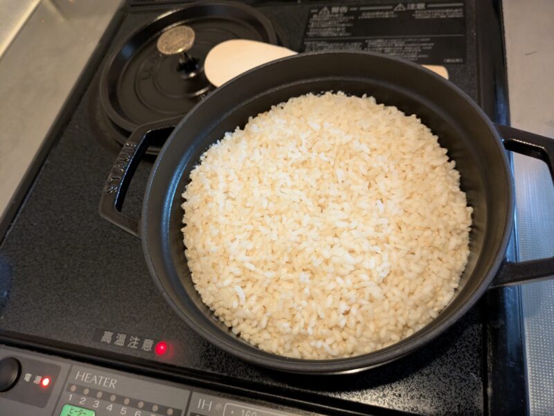 ストウブのお鍋で7分づき米を炊いた