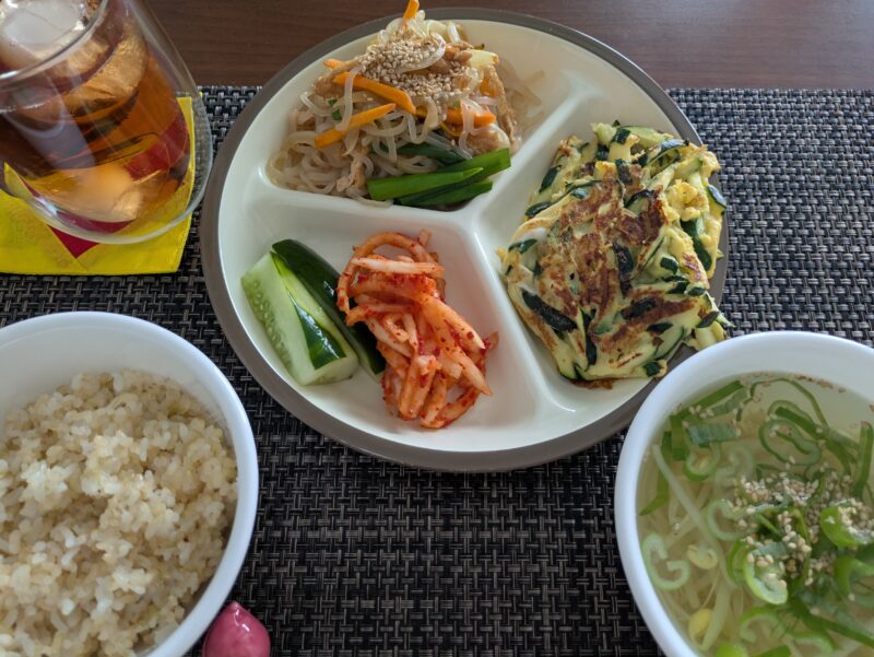 韓国バンチャン(小皿料理)風昼ごはん
