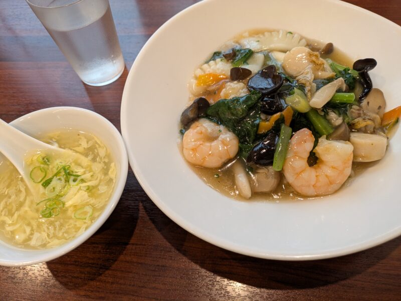 劉家荘の中華丼